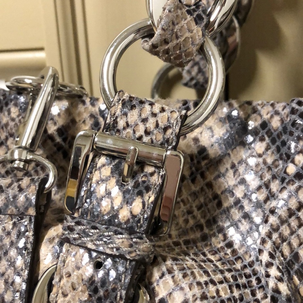 Michael Kors snake skin leather large tote - Picture 3 of 14